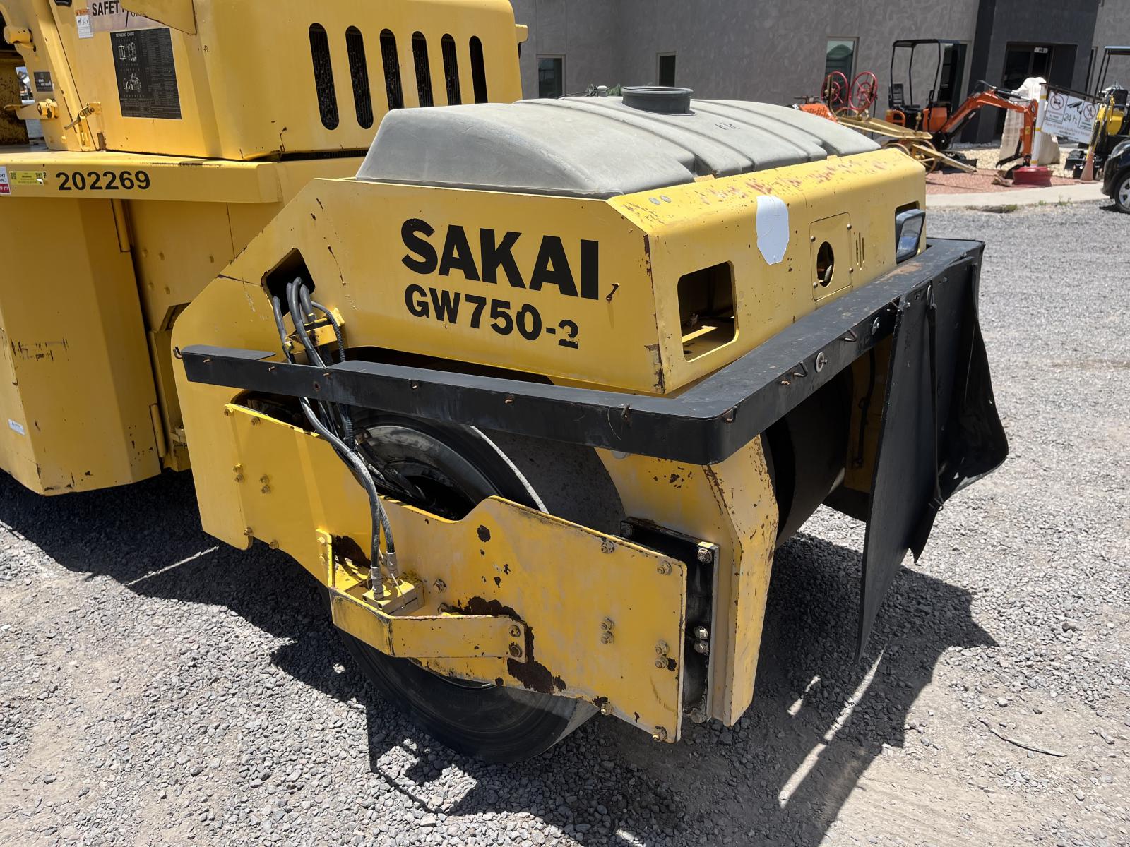 COMPACTADOR SAKAI GW750-2